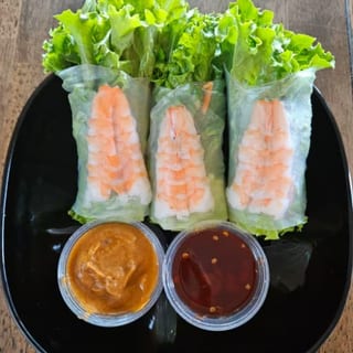 Fresh Salad Wrap with Shrimp (3pcs)